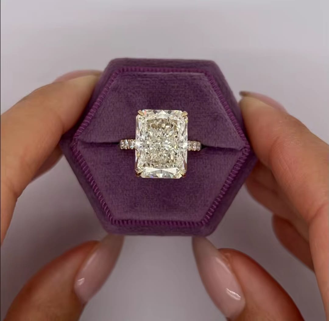 5CT RADIANT CUT Engagement Ring