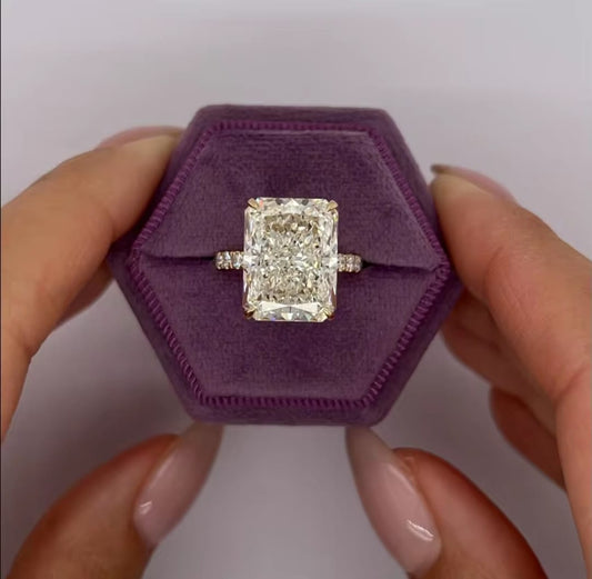 1CT Radiant cut, engagement ring with IGI